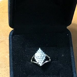 10 k yellow gold diamond ring